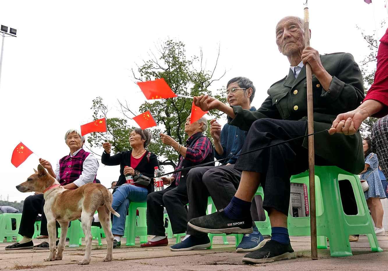 了解艺人助理太难当了吧,袁姗姗全网黑时,助理被一起骂是什么操作?知识星球,专注分享实用知识